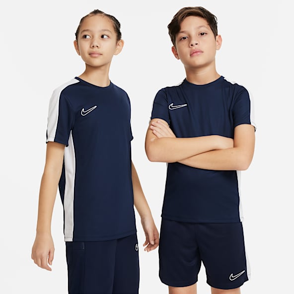 Basicos de verano. Nike ES